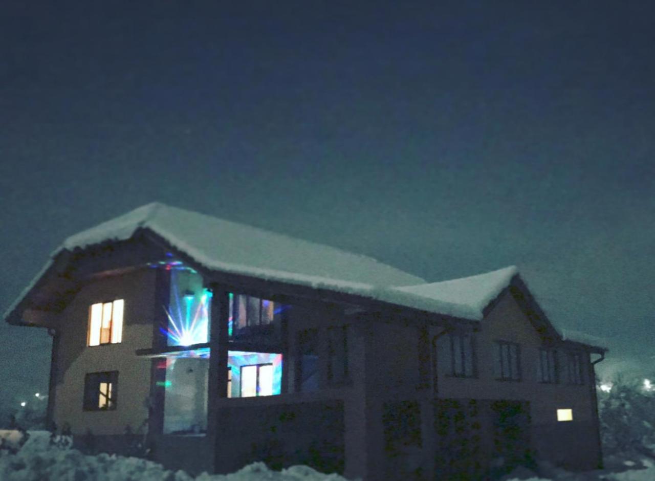 Casa De Vacanta Madalina Novaci-Străini Εξωτερικό φωτογραφία
